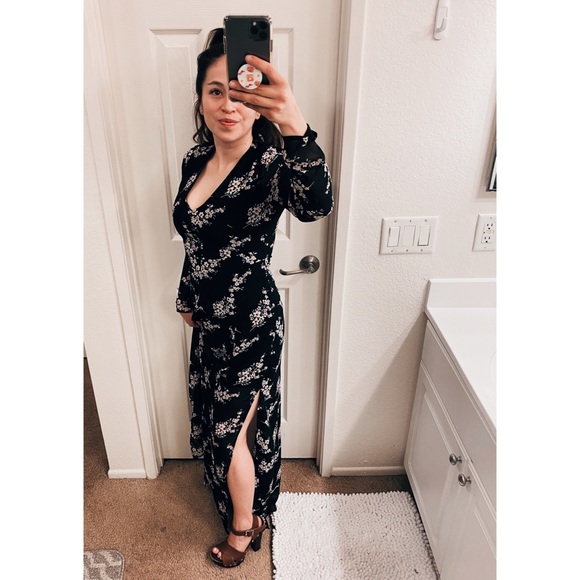 MAXI DRESS - Picture 2 of 6